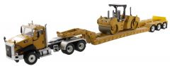Cat 1:50 CT660 Day Cab & XL120 with Load Core Classic Series