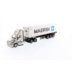 Peterbilt 1:50 579 Silver Day Cab Tractor On-Highway Truck w/Skeleton Trailer + Maersk Sea Container
