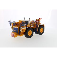BELAZ 1:50 Large Recovery Tractor